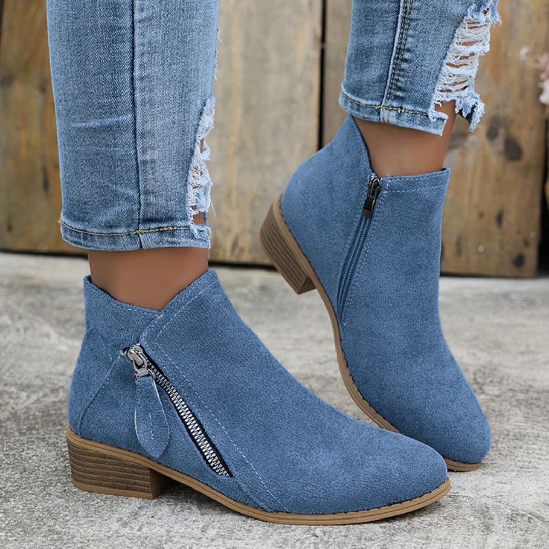 Blue / 43